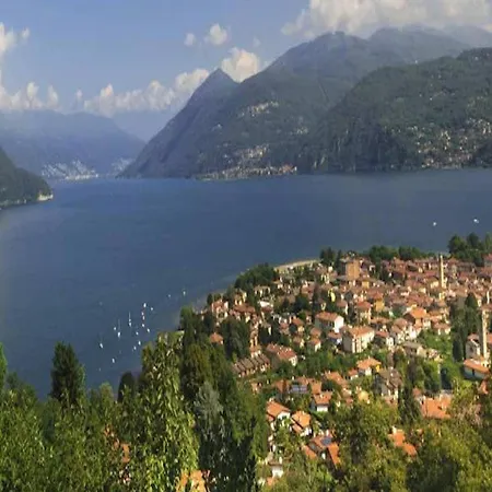 Appartement Spacious Apartment In Luino For 5