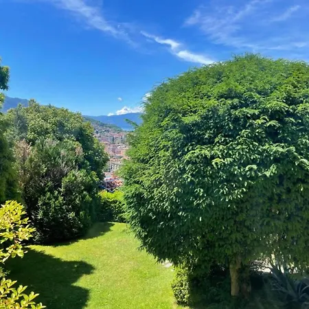 Spacious Apartment In Luino For 5 Luino