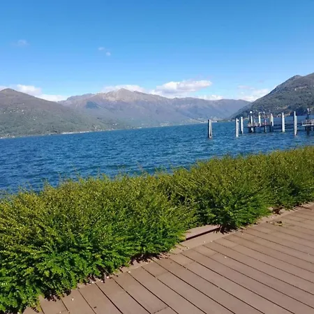 Spacious Apartment In Luino For 5 * Luino