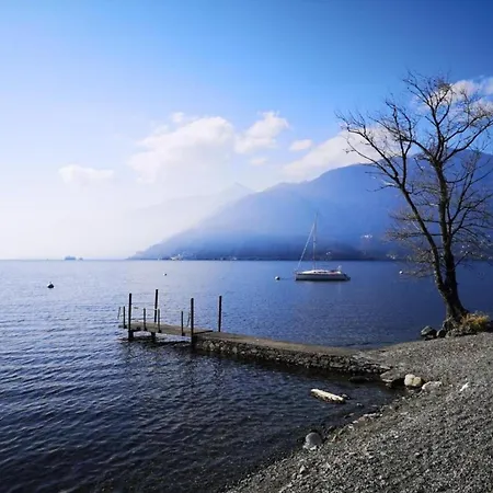 Spacious Apartment In Luino For 5 Appartement Luino